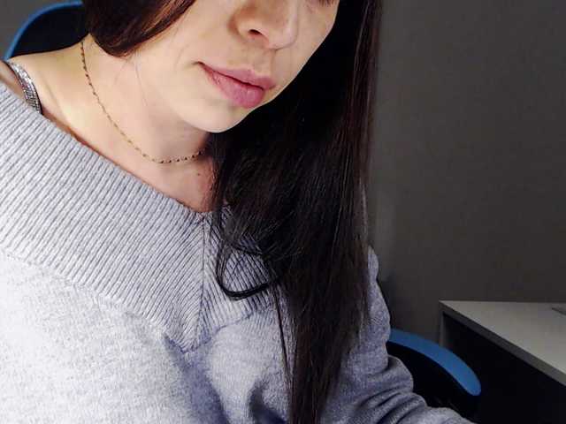 justicy's BongaCams show and profile