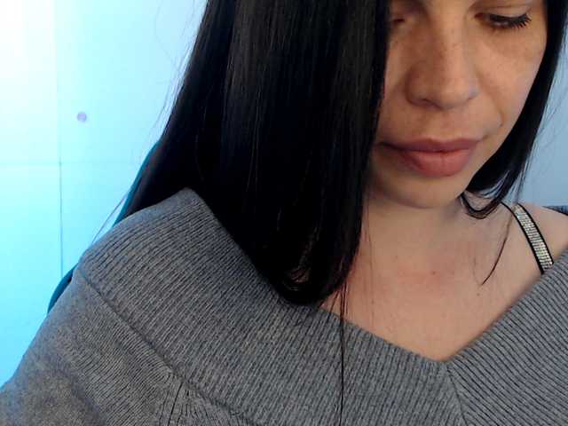 justicy's BongaCams show and profile