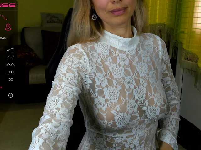 rocsi79's BongaCams show and profile