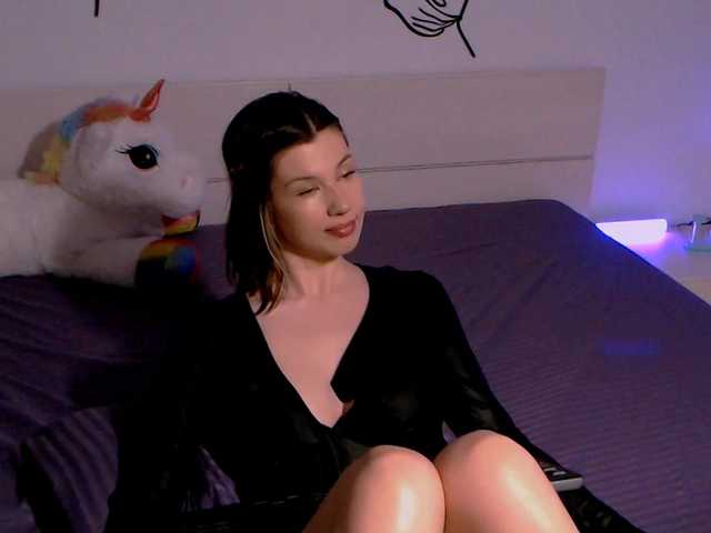 devilishfox's BongaCams show and profile