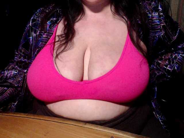 tanyvel34's BongaCams show and profile