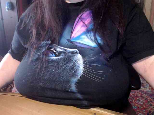 tanyvel34 Live Webcam on BongaCams