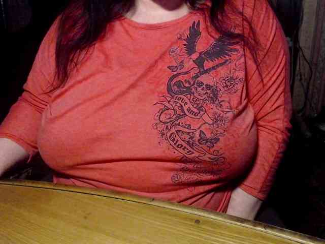 tanyvel34 Live Webcam on BongaCams