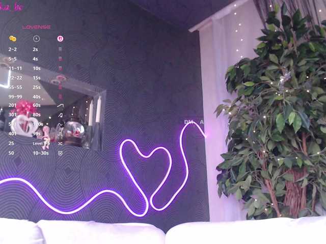 AngelaLovely's BongaCams show and profile