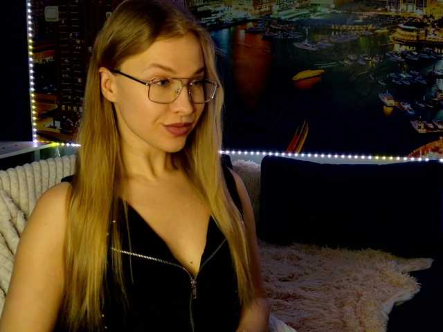 vikascorpik's BongaCams show and profile