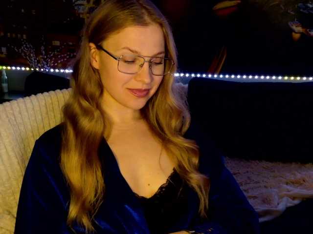 vikascorpik's BongaCams show and profile