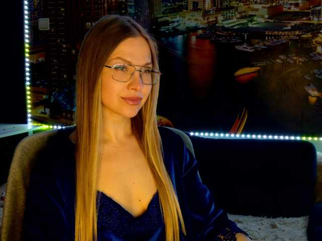 vikascorpik's BongaCams show and profile