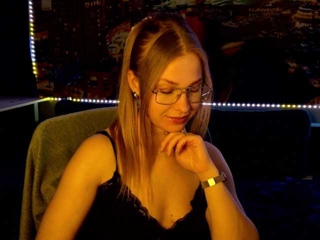 vikascorpik's BongaCams show and profile