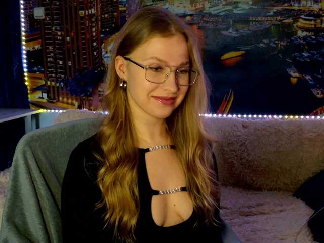 vikascorpik's BongaCams show and profile