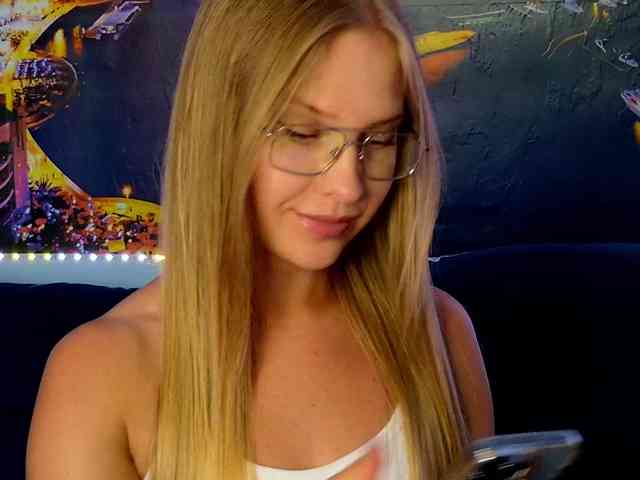 vikascorpik Live Webcam on BongaCams