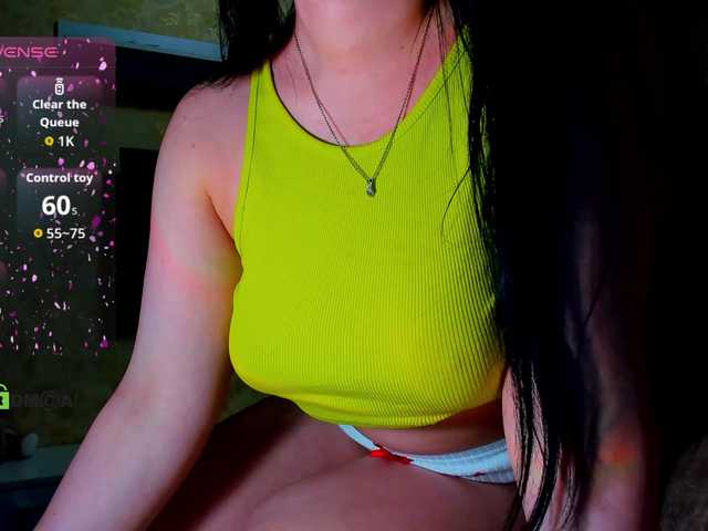 -Nensi-'s BongaCams show and profile