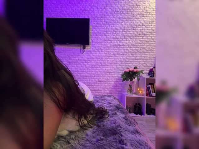 sweetkira25 live sex show