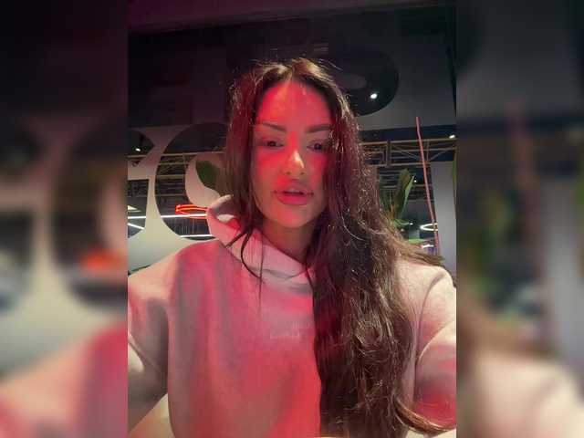 sweetkira25 live sex show