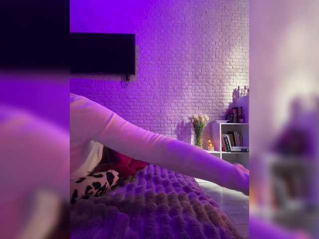 sweetkira25's BongaCams show and profile