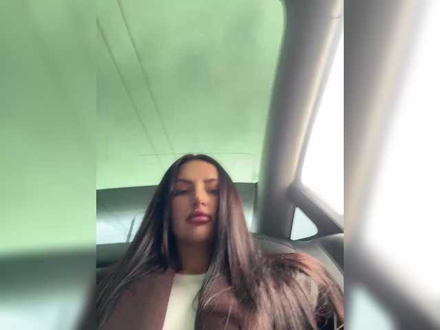 sweetkira25's BongaCams show and profile