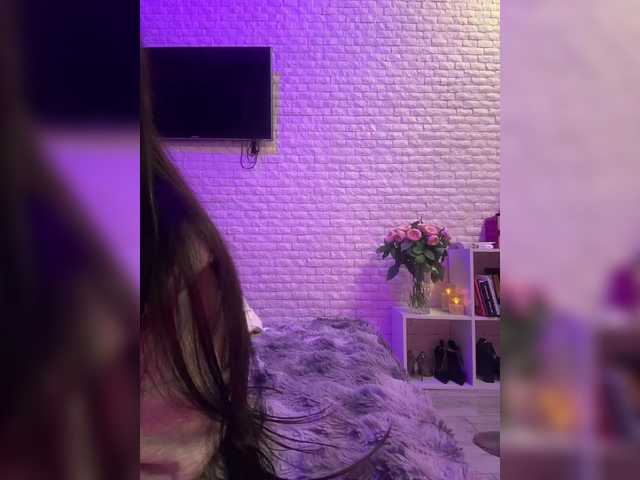 sweetkira25's BongaCams show and profile