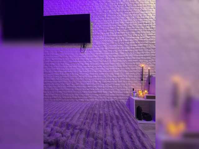 sweetkira25's BongaCams show and profile