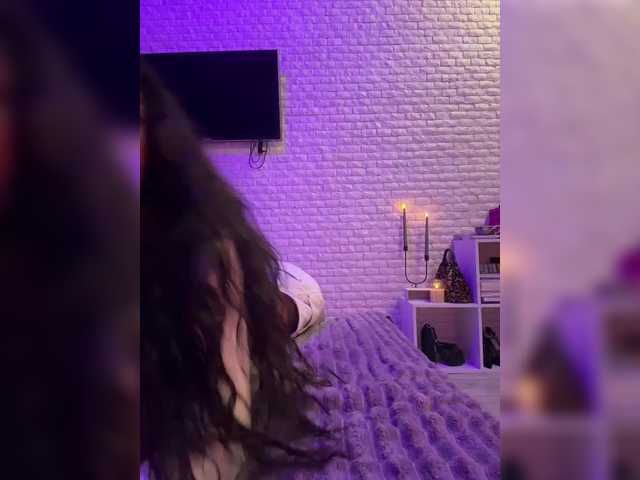 sweetkira25's BongaCams show and profile