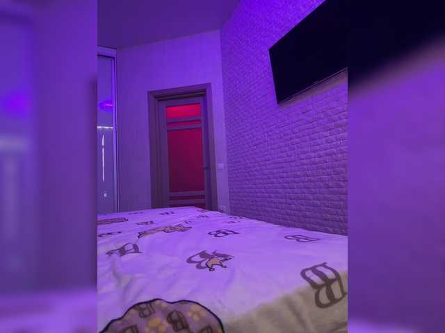 sweetkira25's BongaCams show and profile