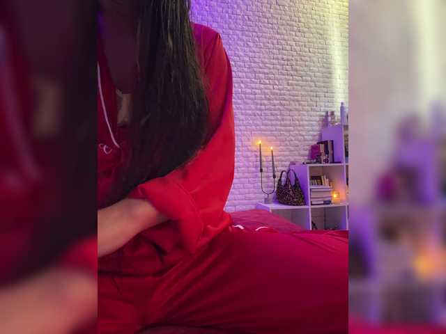 sweetkira25's BongaCams show and profile