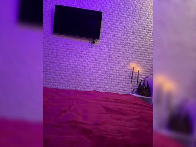 sweetkira25's BongaCams show and profile