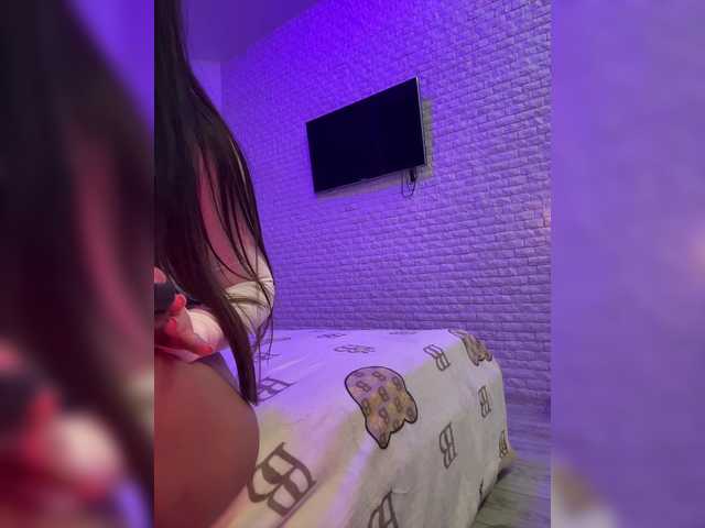 sweetkira25 live sex show