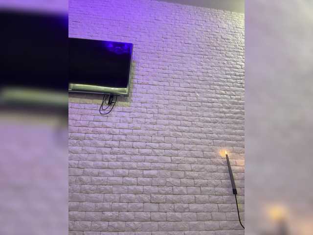 sweetkira25's BongaCams show and profile