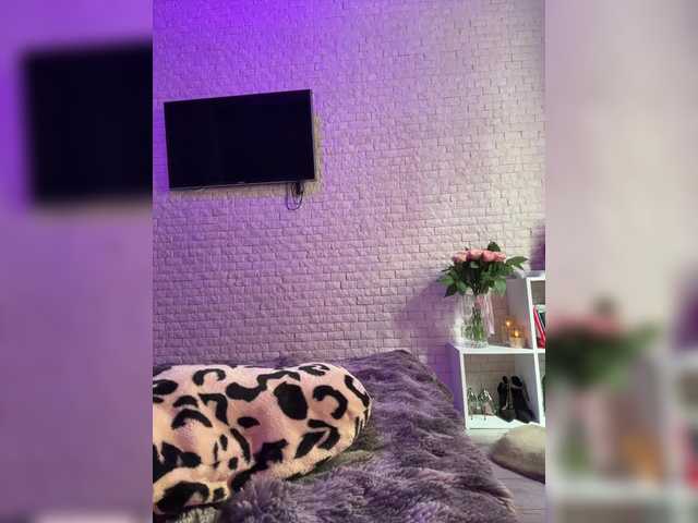 sweetkira25's BongaCams show and profile