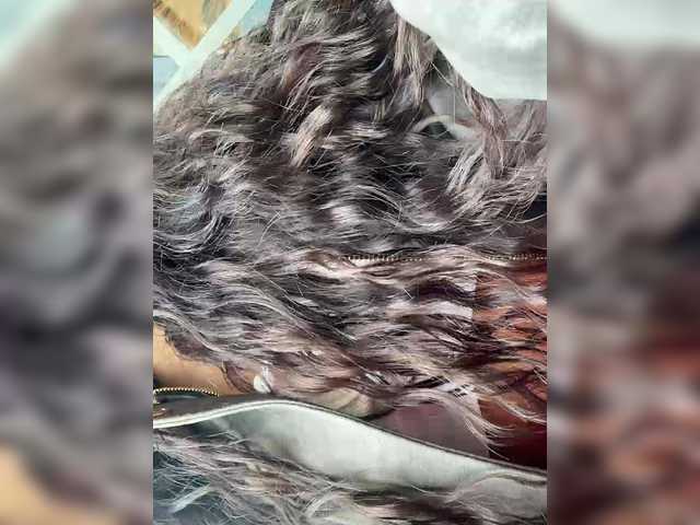 sweetkira25's BongaCams show and profile