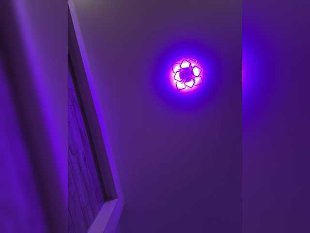 sweetkira25's BongaCams show and profile