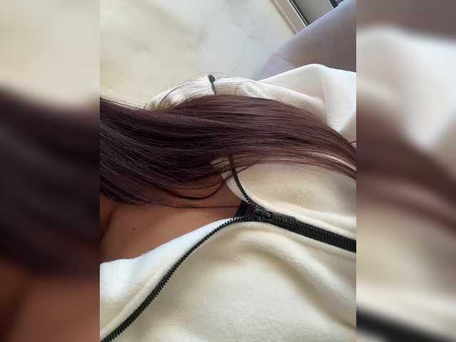 sweetkira25's BongaCams show and profile