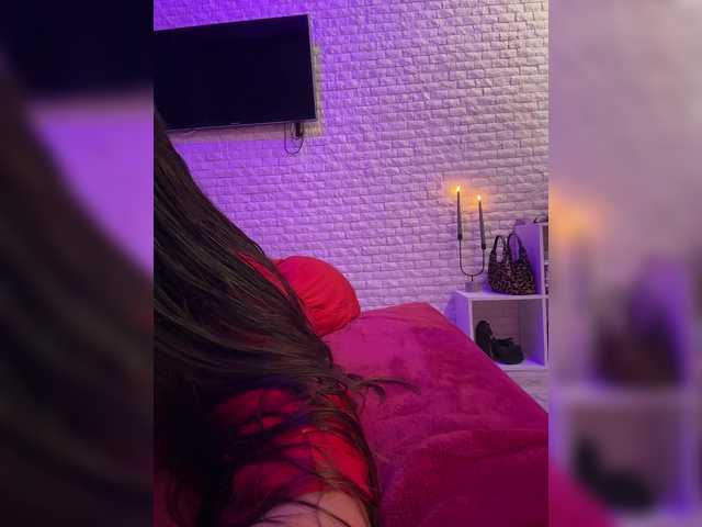 sweetkira25's BongaCams show and profile