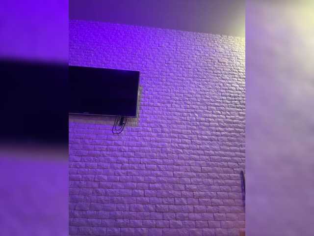 sweetkira25's BongaCams show and profile