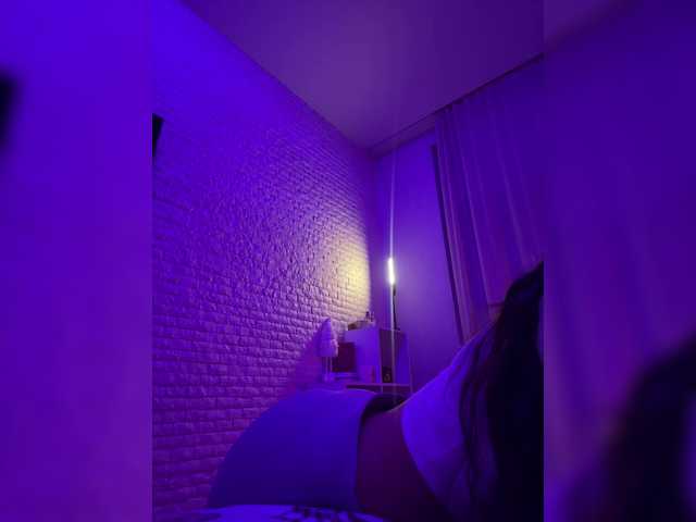 sweetkira25 live cam