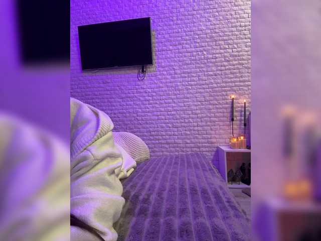 sweetkira25's BongaCams show and profile