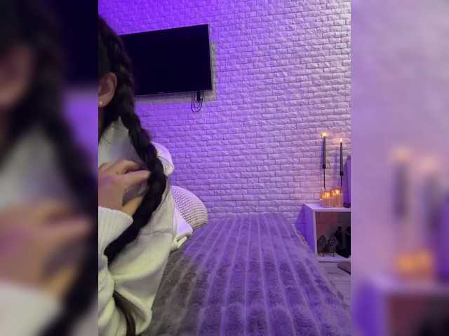 sweetkira25's BongaCams show and profile