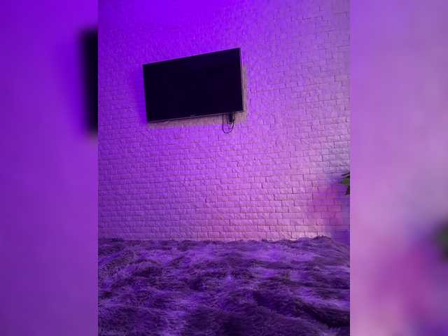 sweetkira25's BongaCams show and profile