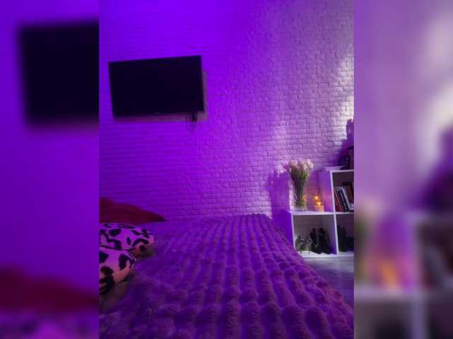 sweetkira25's BongaCams show and profile