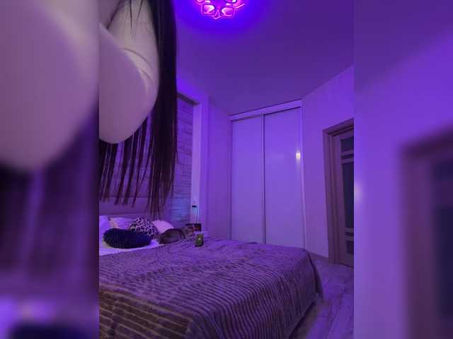 sweetkira25's BongaCams show and profile