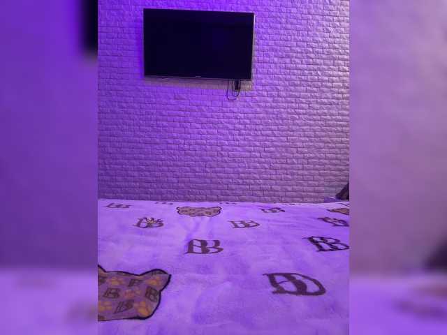 sweetkira25's BongaCams show and profile