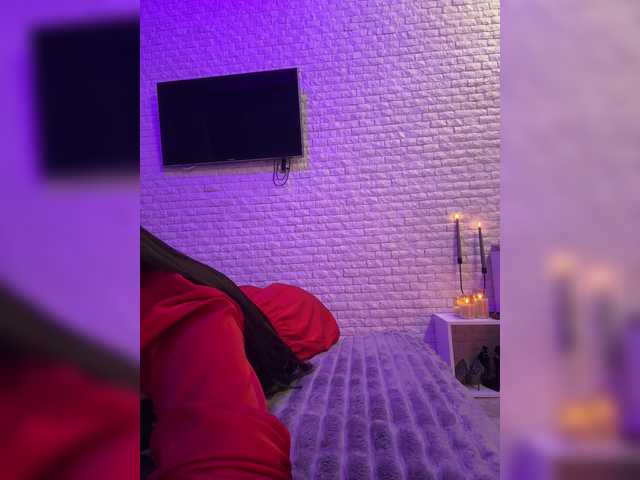 sweetkira25's BongaCams show and profile