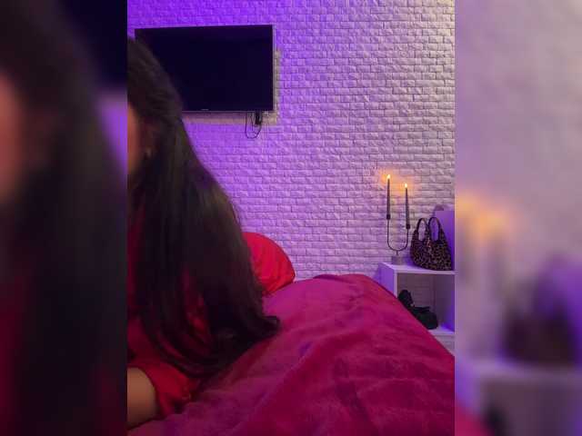 sweetkira25's BongaCams show and profile