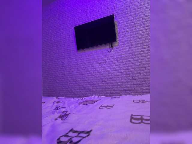 sweetkira25's BongaCams show and profile