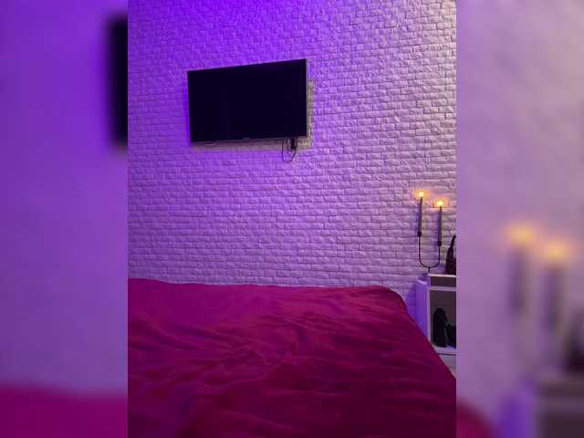 sweetkira25's BongaCams show and profile