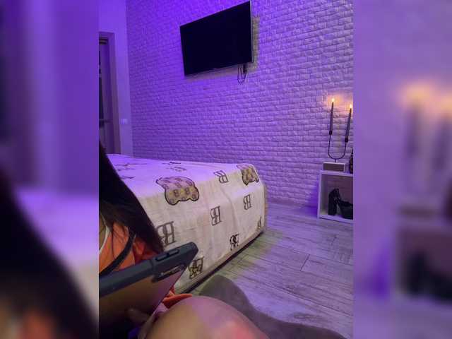 sweetkira25's BongaCams show and profile