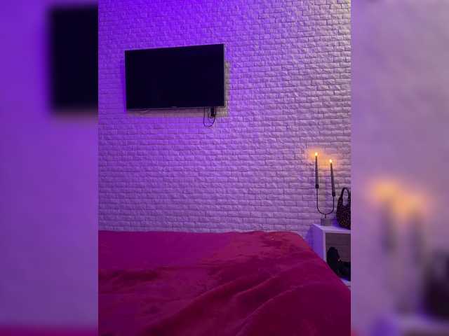 sweetkira25's BongaCams show and profile