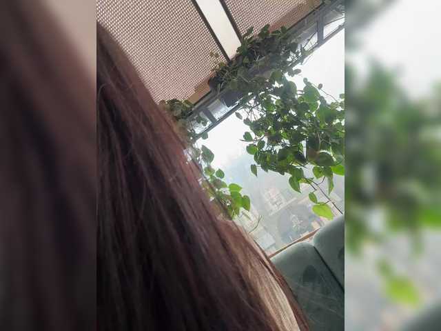 sweetkira25's BongaCams show and profile