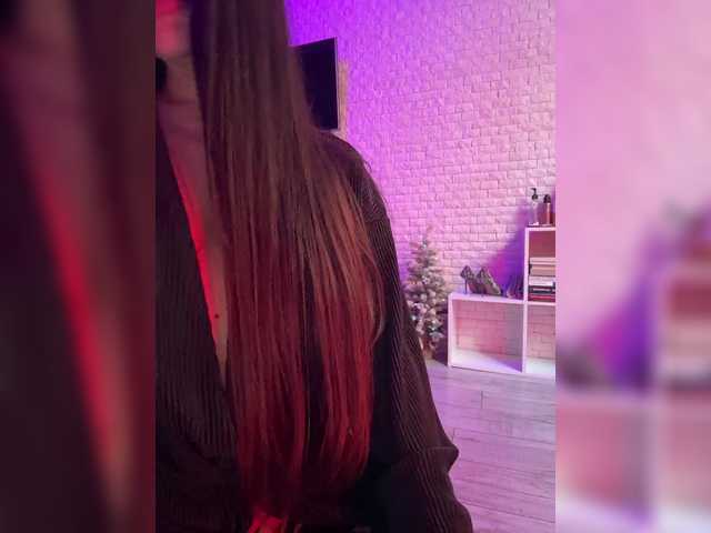 sweetkira25's BongaCams show and profile