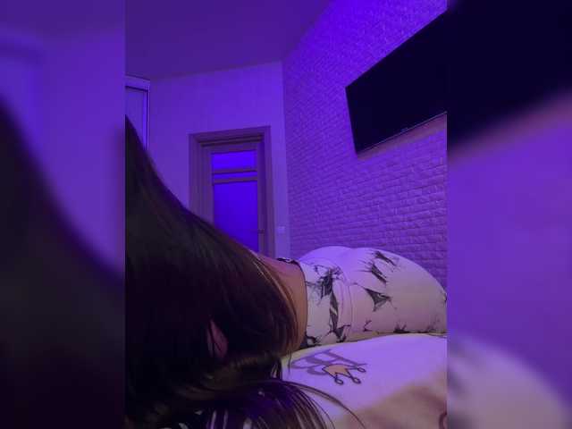 sweetkira25's BongaCams show and profile