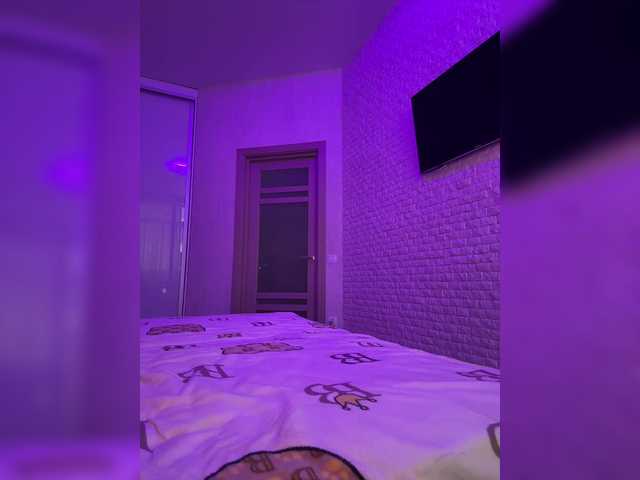 sweetkira25's BongaCams show and profile